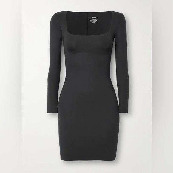 SKIMS Body Long Sleeve Slip Dress in Onyx Black Size M Medium NEW NWT - Picture 4 of 8